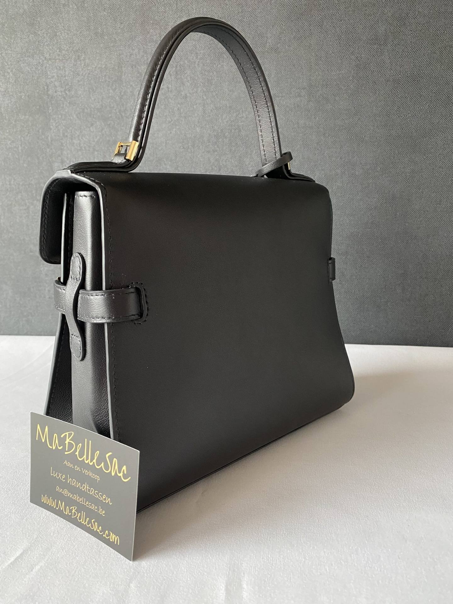 Shop DELVAUX Tempete Casual Style Plain Leather Elegant Style Handbags  (AA0563AAX014ZDO, AA0563AAX015HDO, AA0532AAX024FDO, AA0532AAX099ZDO) by  estateria