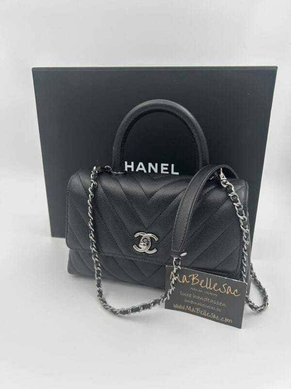 Chanel Top handle mini chevron - Image 3