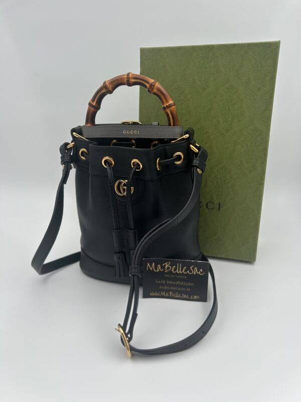 Gucci Diana Bucket bag