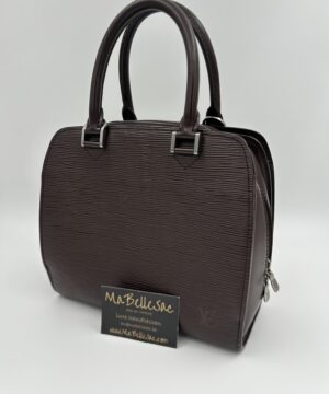 Louis Vuitton Pont Neuf